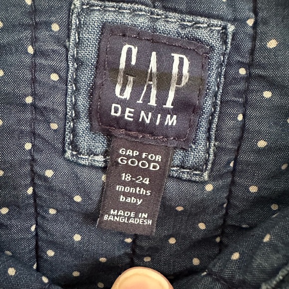 GAP Floral quilted Button Down Denim Jacket 18-24 Months - Picture 3 of 7